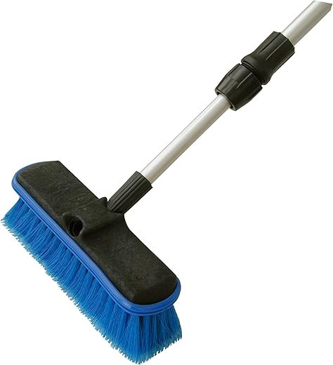 Detailer's Choice Flow-Thru Wash Brush