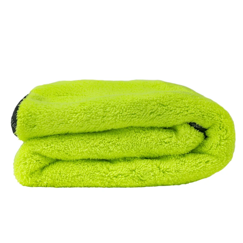 Chemical Guys Speed Mammoth MIC530 yellow drying towel.